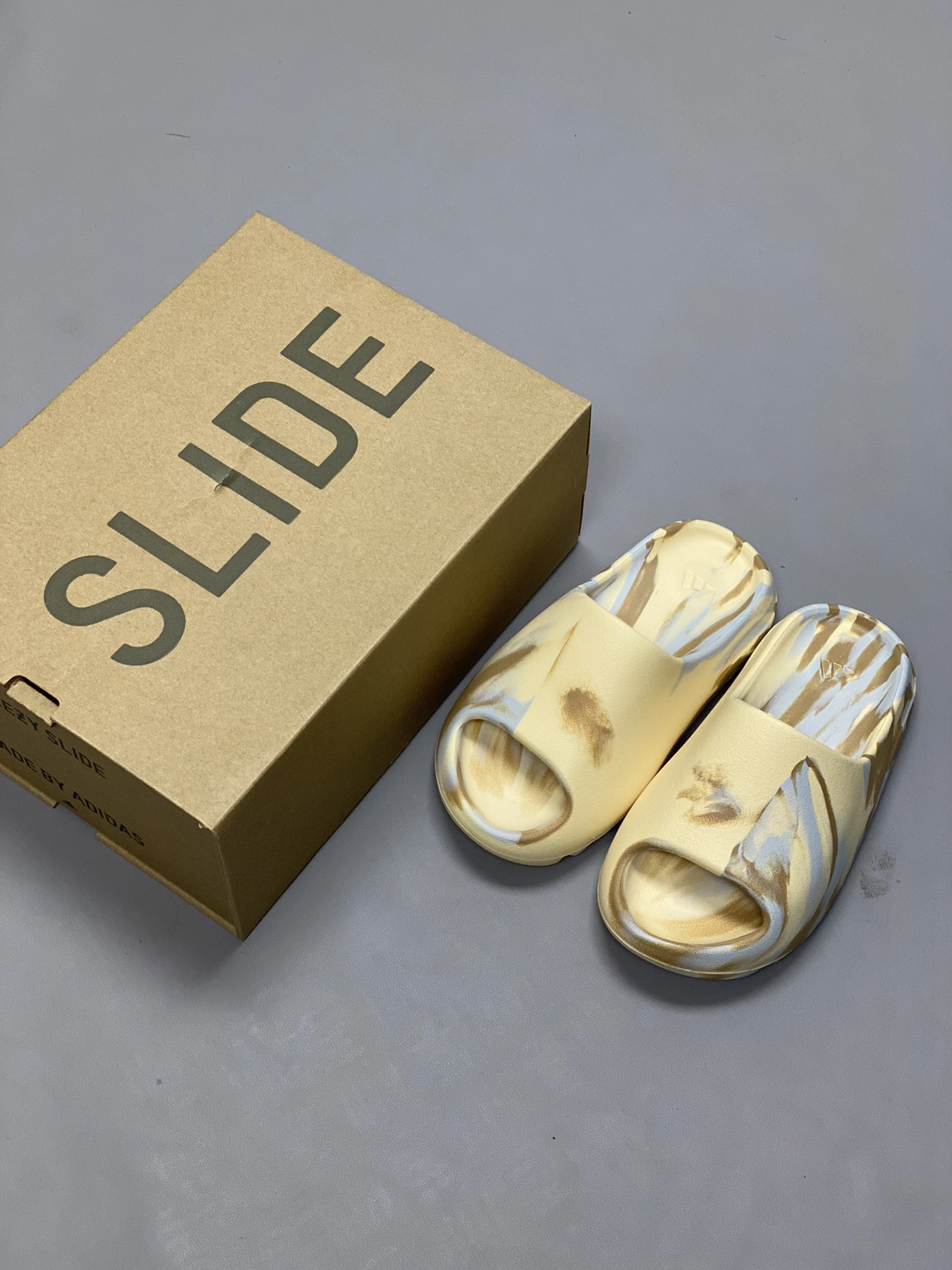 Adidas Yeezy Slippers For Men GoodFit 636