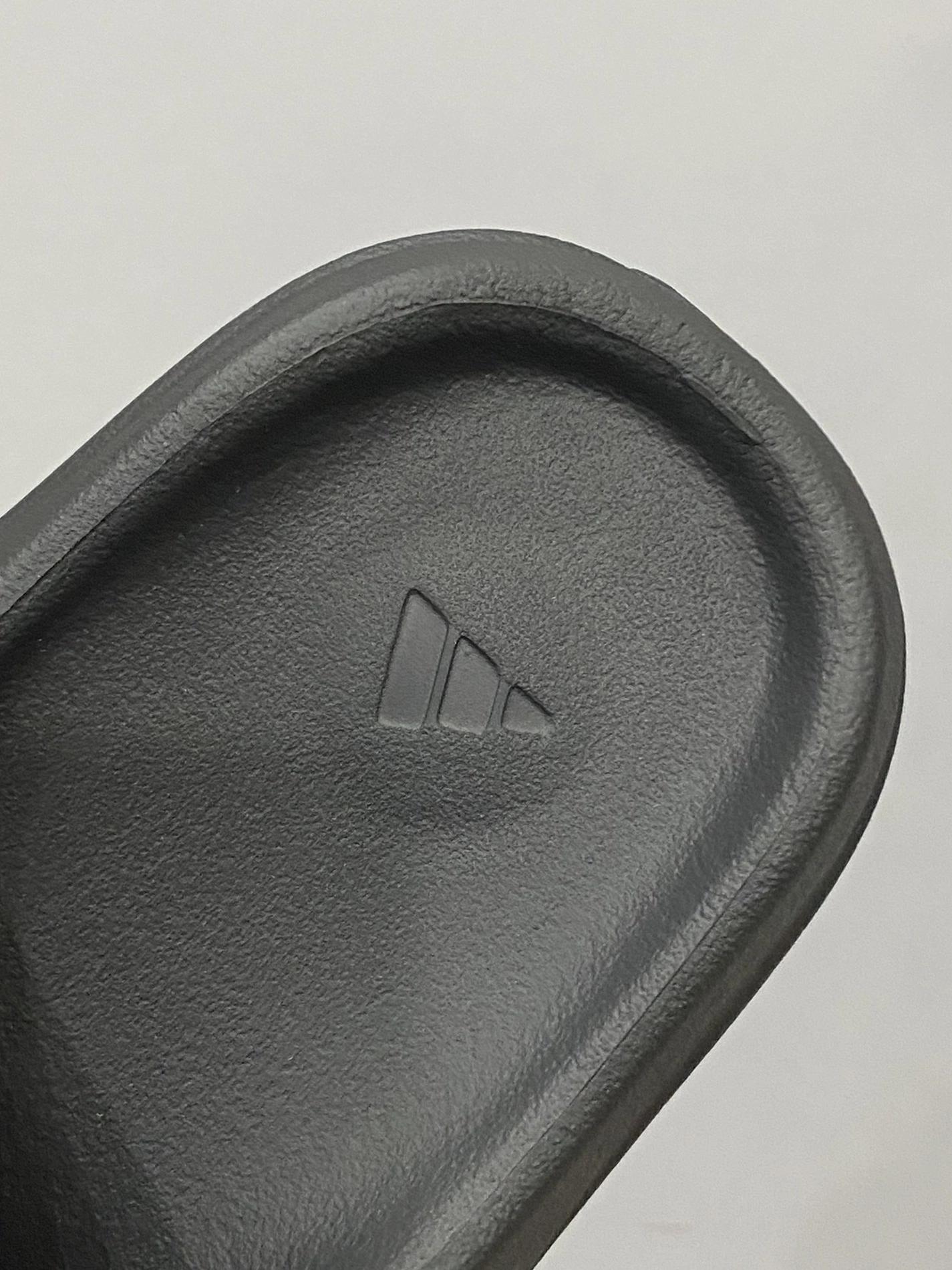 Adidas Yeezy Slippers For Men Soft 7018