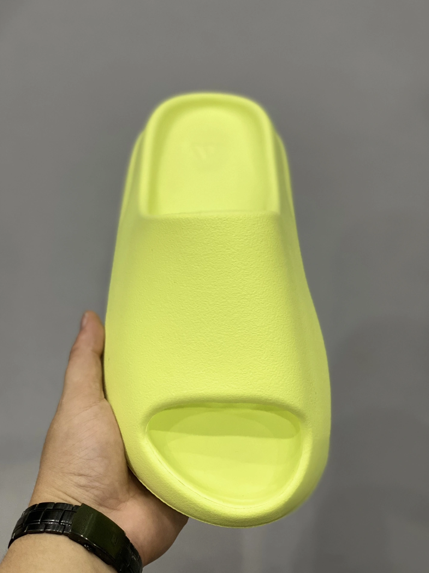 Adidas Yeezy Slippers For Women HighQuality 6101