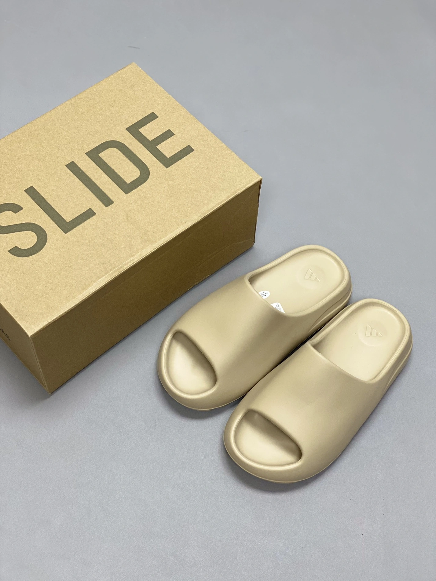 Adidas Yeezy Slippers For Women Stylish 8918