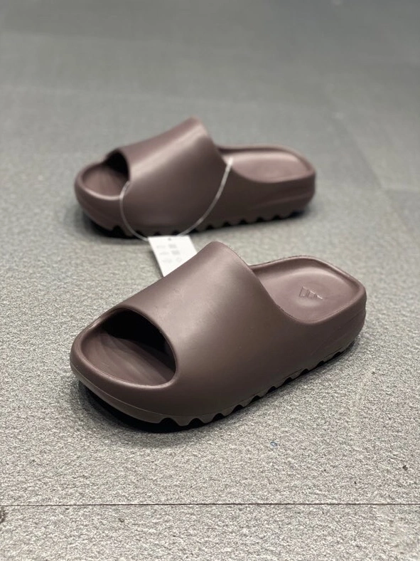 Adidas Yeezy Slippers For Women Timeless 9904