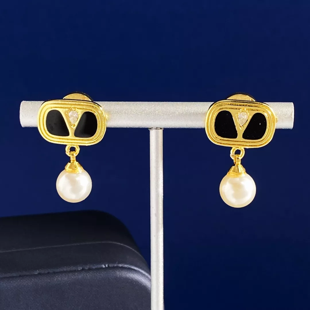 Affordable 1225 Valentino Earrings For Women