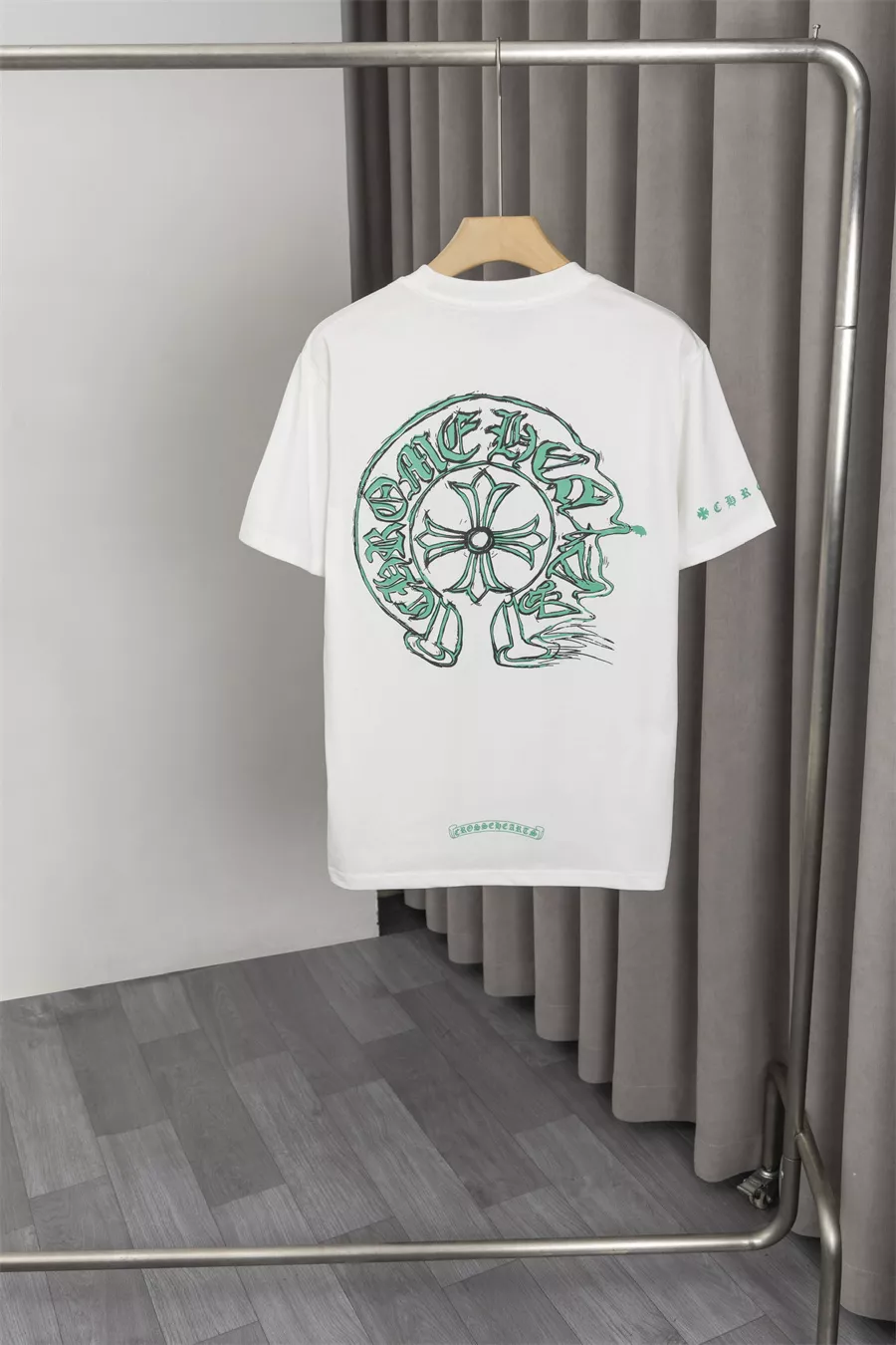 Affordable 135 Chrome Hearts T-Shirts Short Sleeved For Men