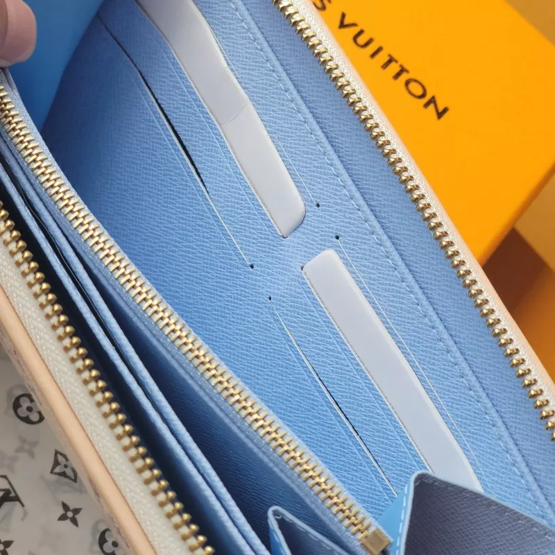 Affordable 1369 Louis Vuitton AAA Quality Card Case