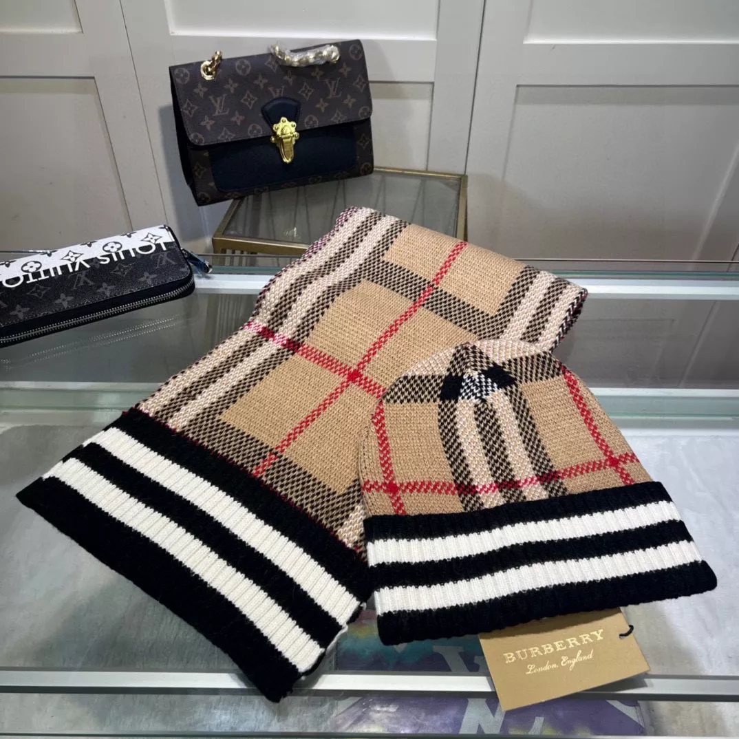 Affordable 1396 Burberry Hat and Scarf Set