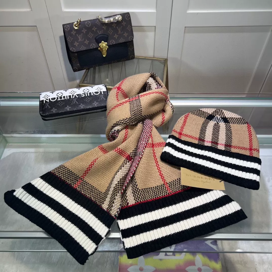 Affordable 1396 Burberry Hat and Scarf Set