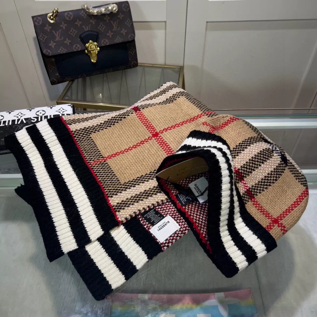 Affordable 1396 Burberry Hat and Scarf Set