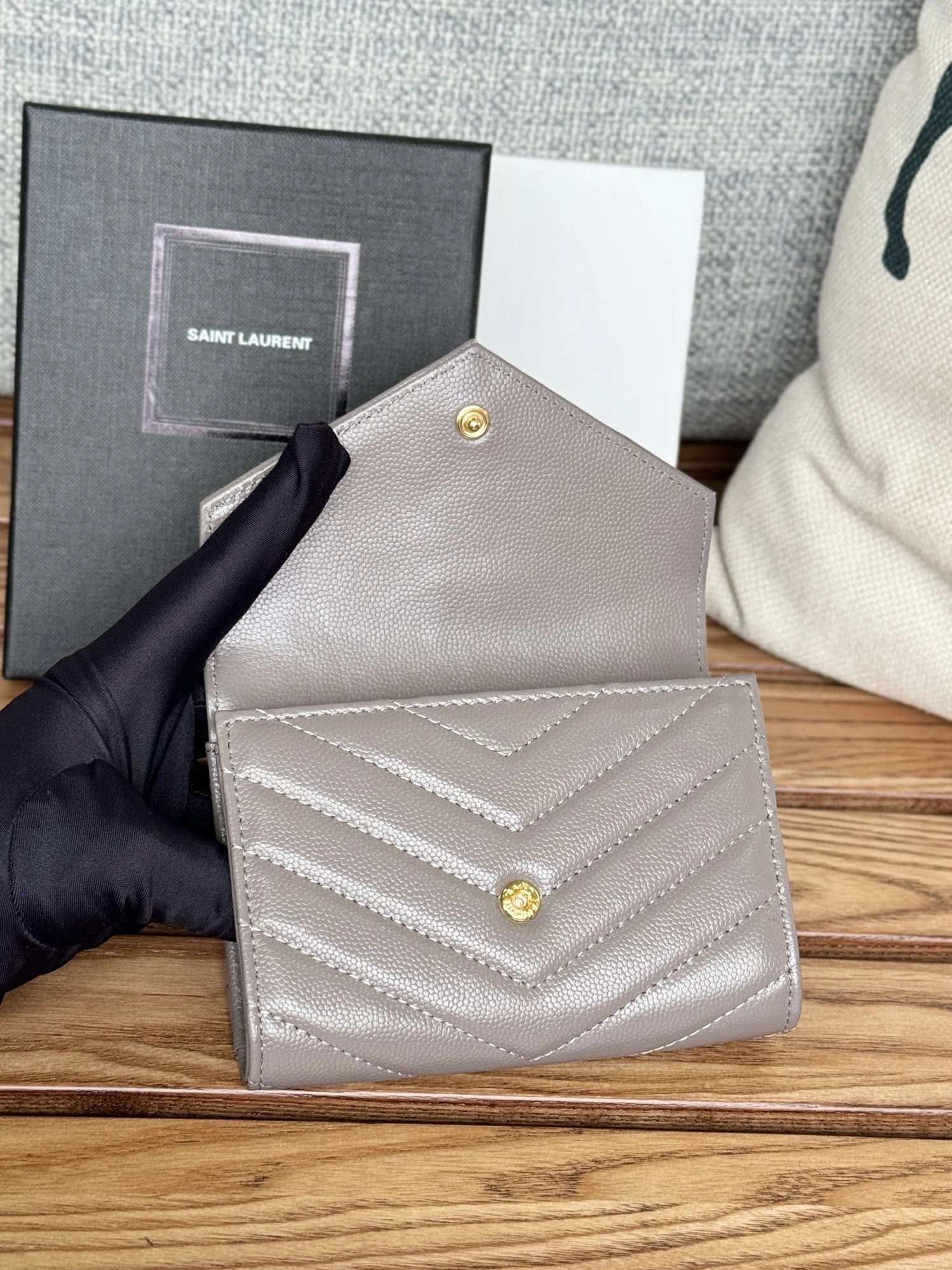 Affordable 1465 Yves Saint Laurent AAA Quality Wallets
