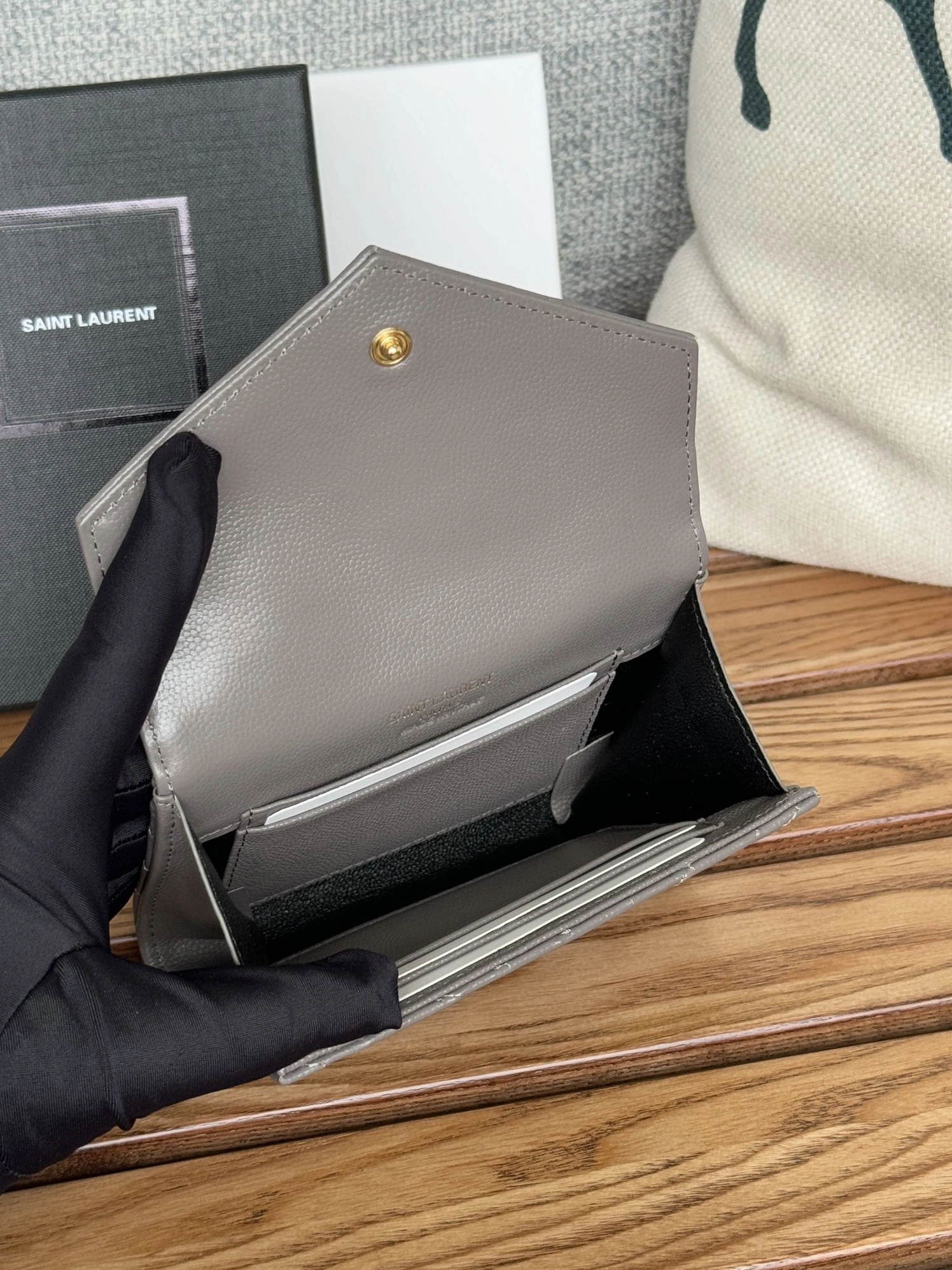 Affordable 1465 Yves Saint Laurent AAA Quality Wallets