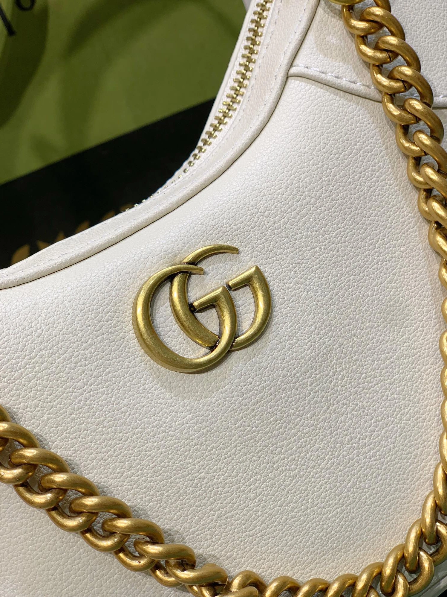 Affordable 1568 Gucci AAA Quality Shoulder Bags For Women