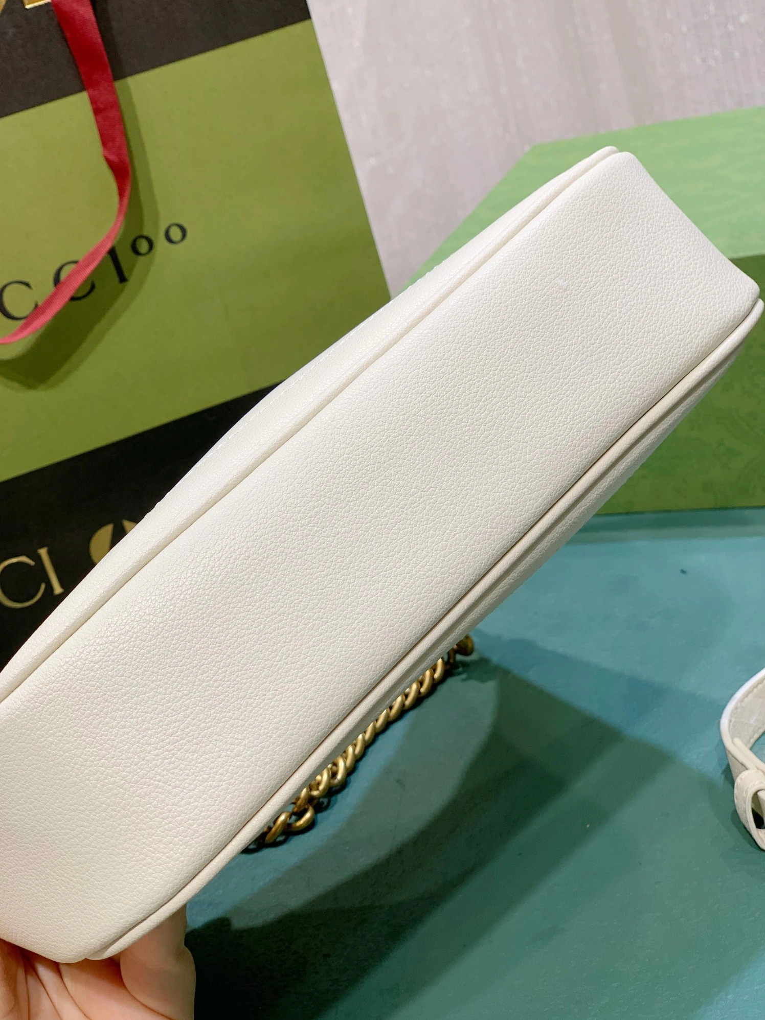 Affordable 1568 Gucci AAA Quality Shoulder Bags For Women