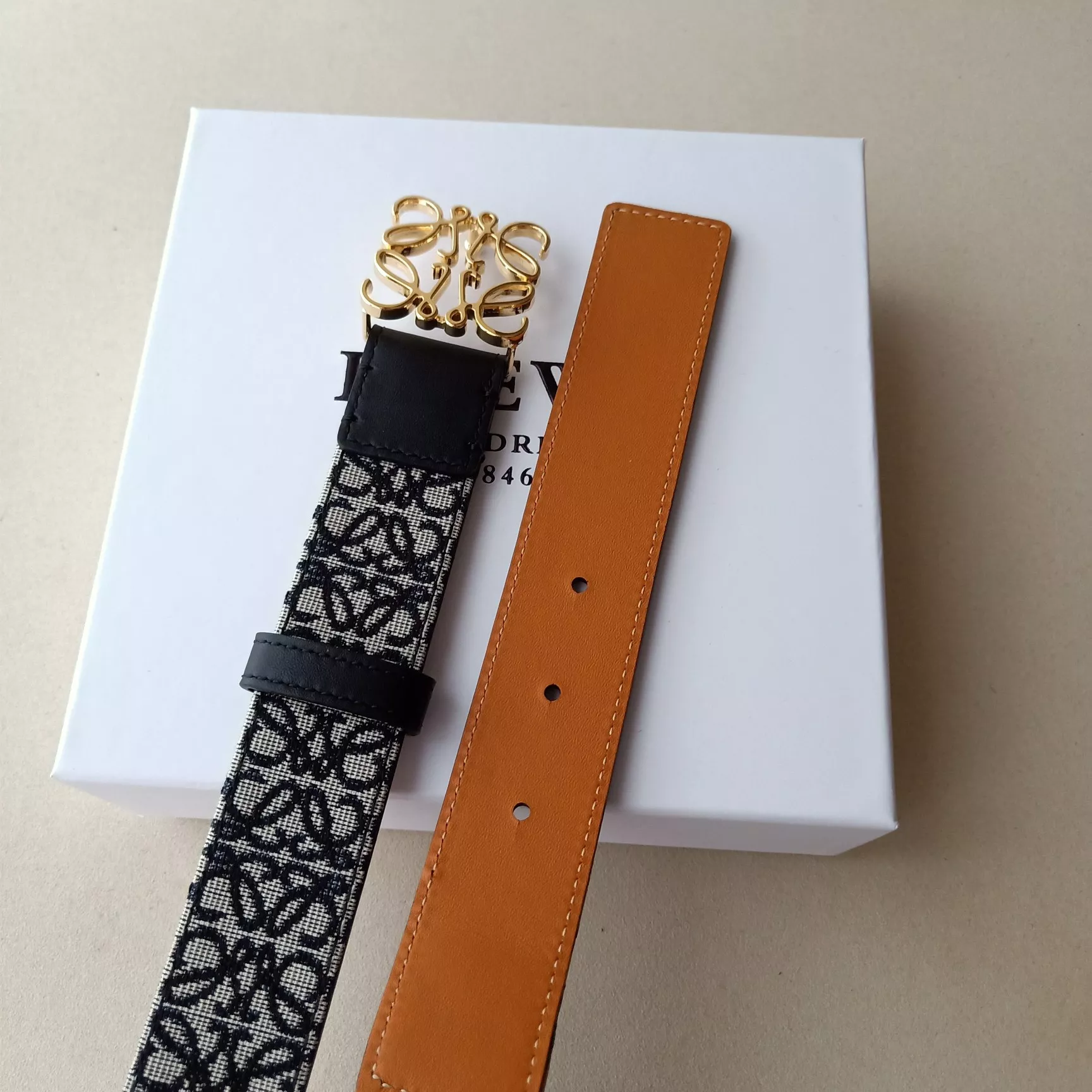 Affordable 1700 LOEWE AAA Quality Belts In 3.2cm For Women