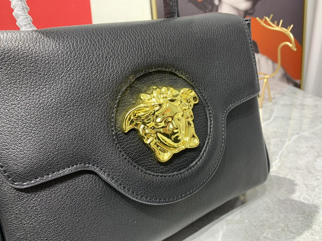 Affordable 1744 Versace AAA Quality Handbags For Women