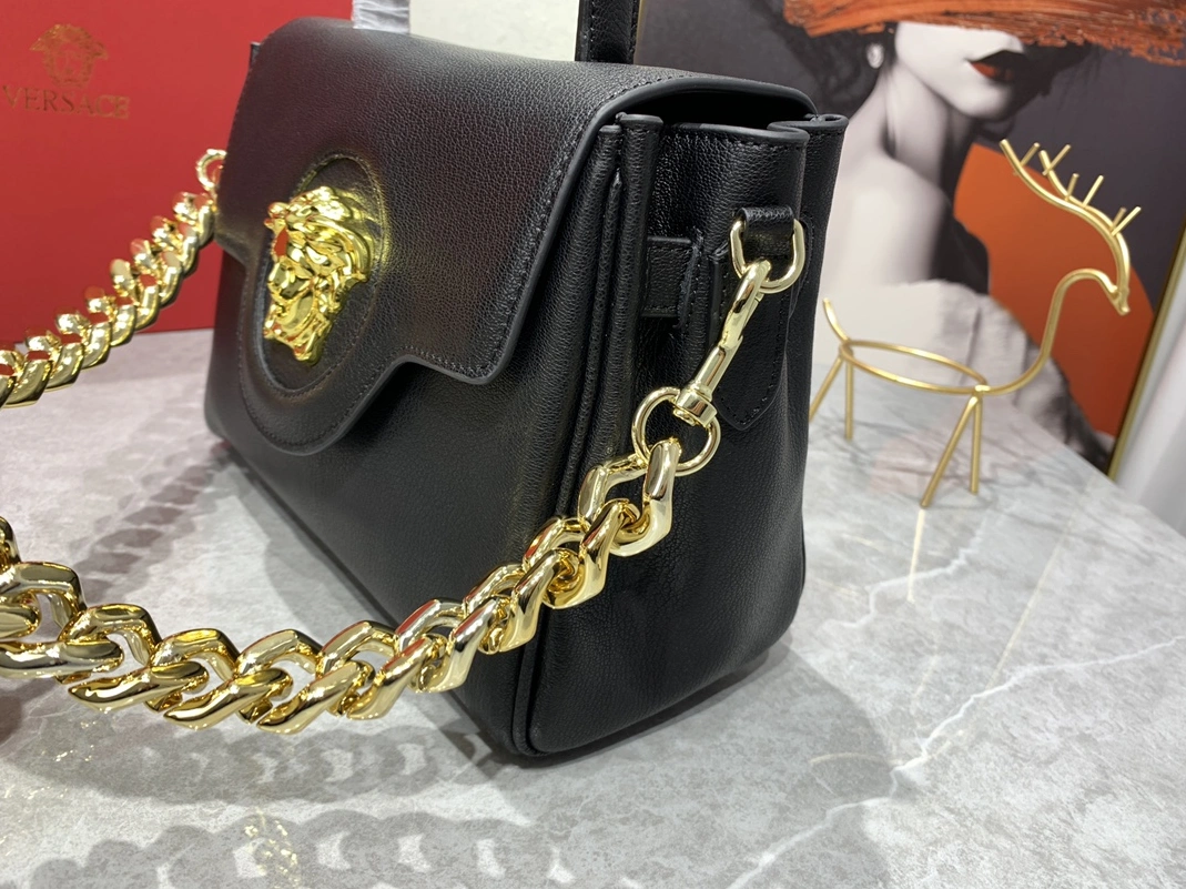 Affordable 1744 Versace AAA Quality Handbags For Women