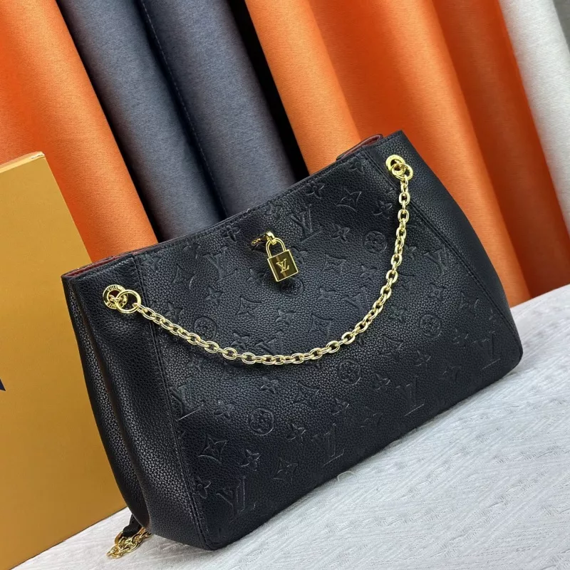 Affordable 1783 Louis Vuitton AAA Quality Messenger Bags For Women