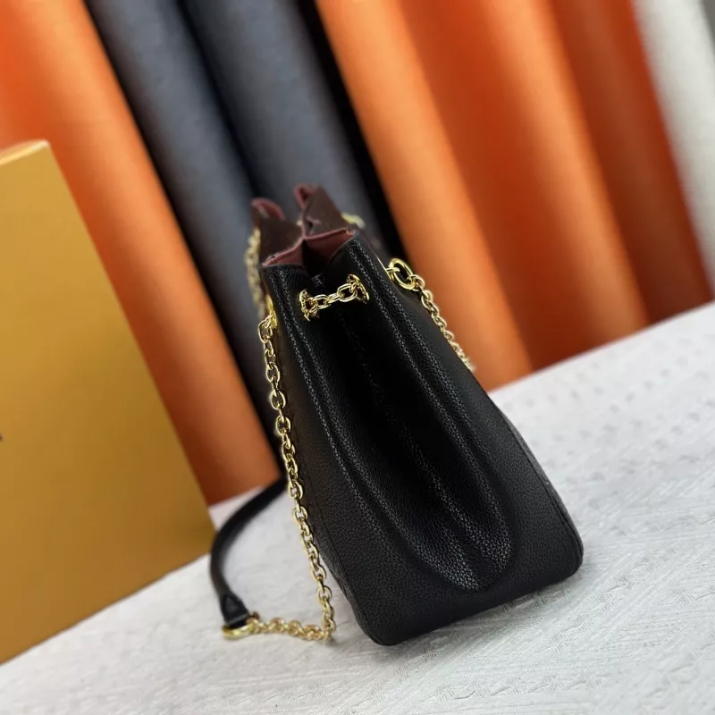 Affordable 1783 Louis Vuitton AAA Quality Messenger Bags For Women