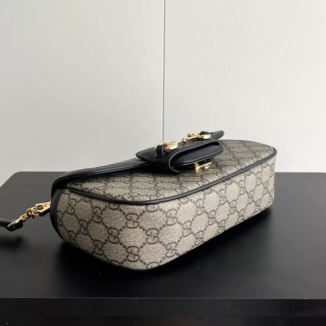 Affordable 1853 Gucci AAA Quality Messenger Bags For Women