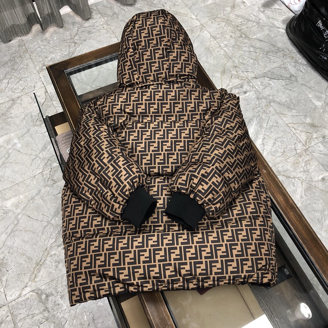 Affordable 1854 Fendi Down Feather Coat Long Sleeved For Unisex