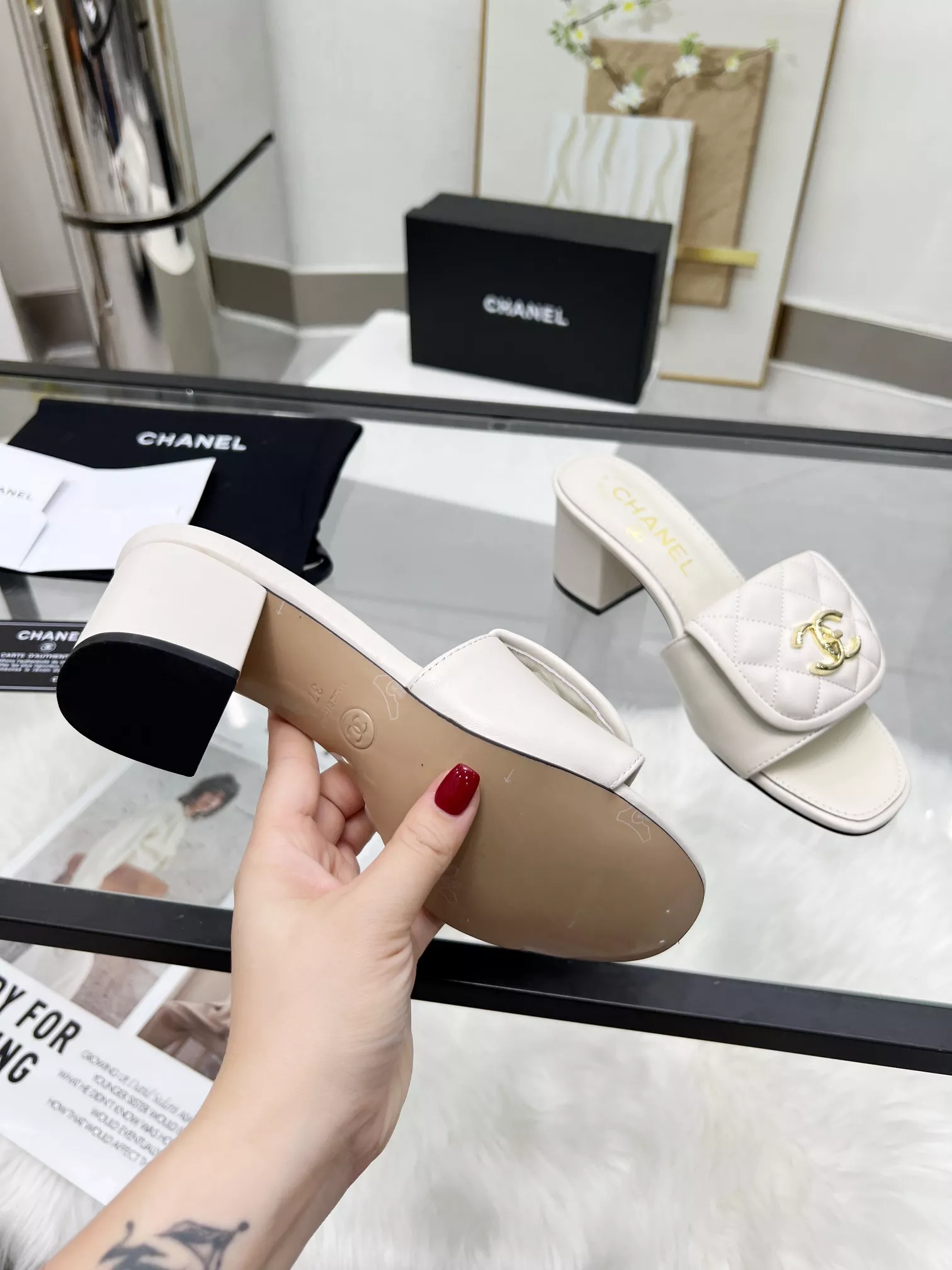 Affordable 2093 Chanel Slippers For Women