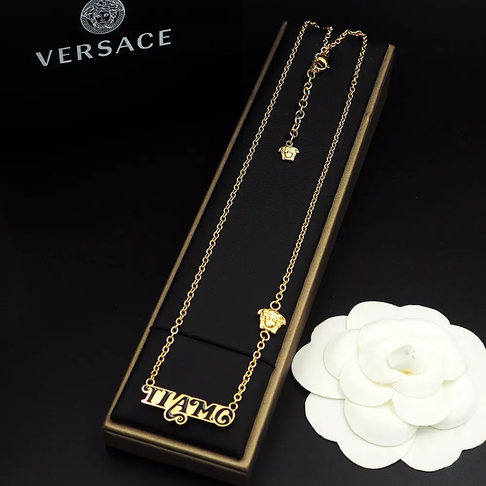 Affordable 2128 Versace Necklaces