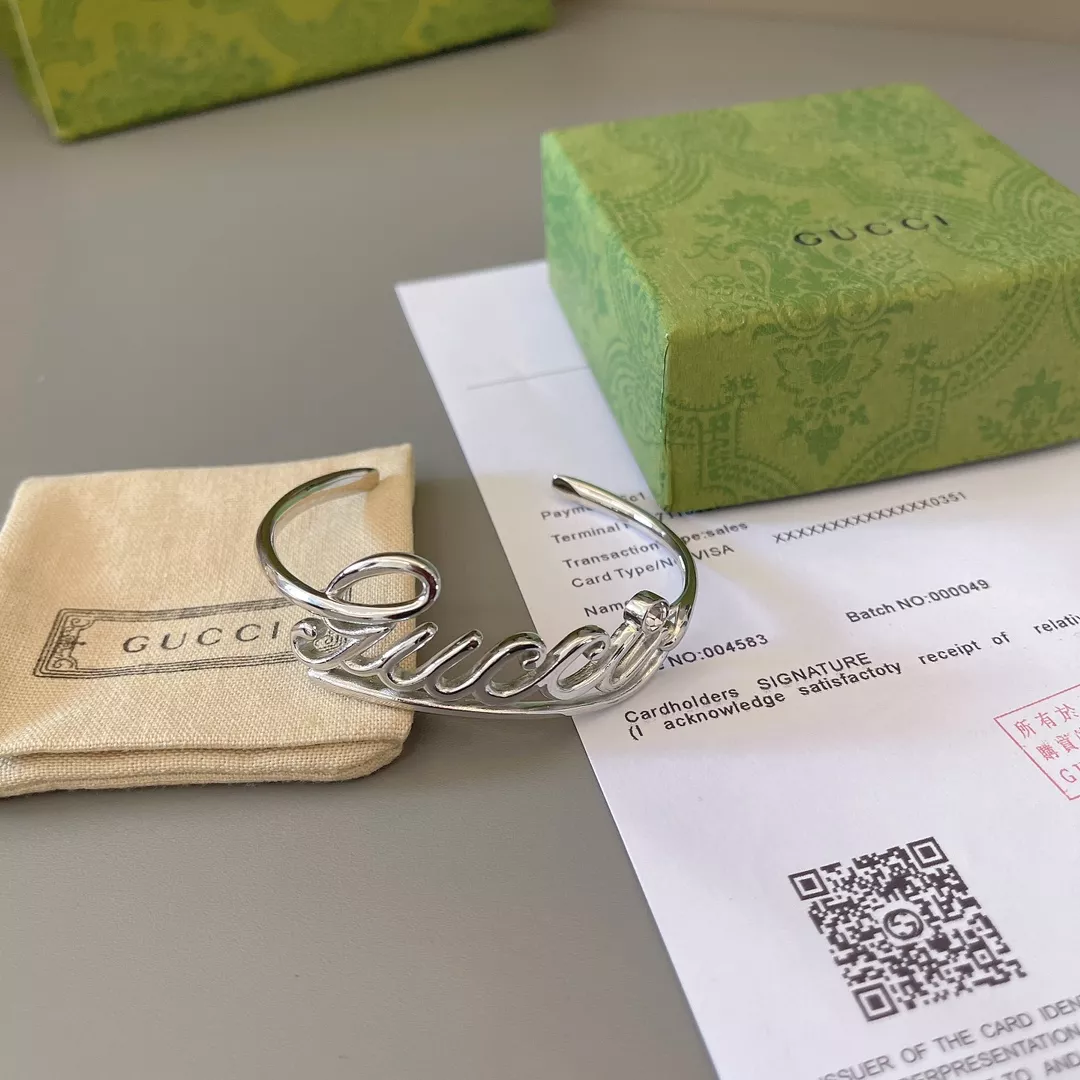 Affordable 2432 Gucci Bracelets
