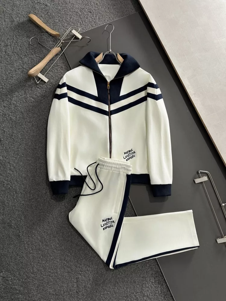 Affordable 2553 Louis Vuitton LV Tracksuits Long Sleeved For Men