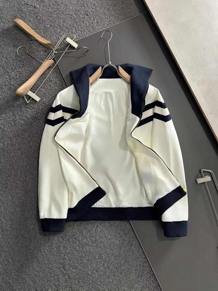 Affordable 2553 Louis Vuitton LV Tracksuits Long Sleeved For Men