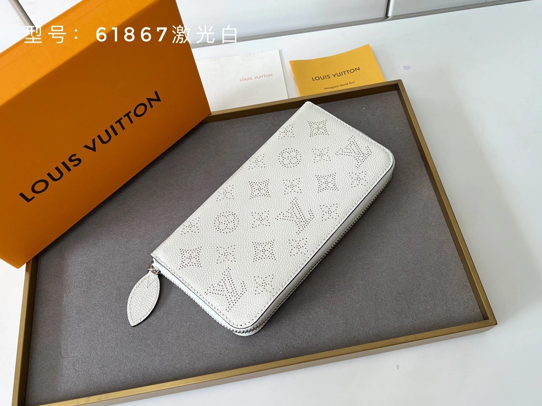 Affordable 2737 Louis Vuitton AAA Quality Wallets