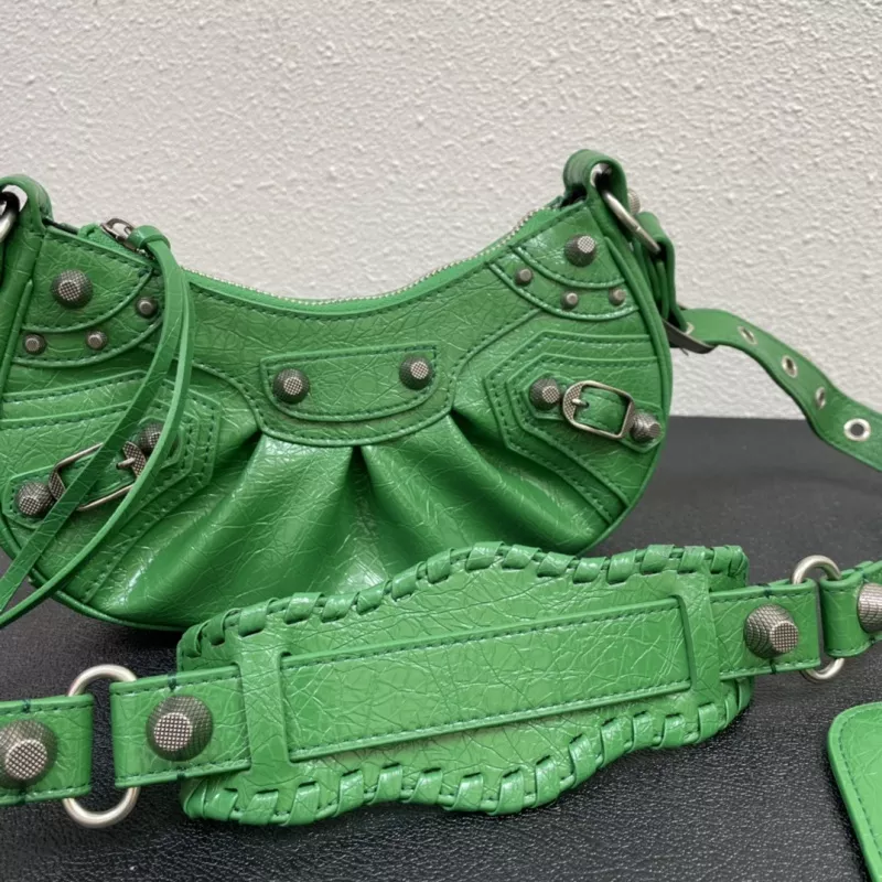 Affordable 2840 Balenciaga AAA Quality Messenger Bags For Women