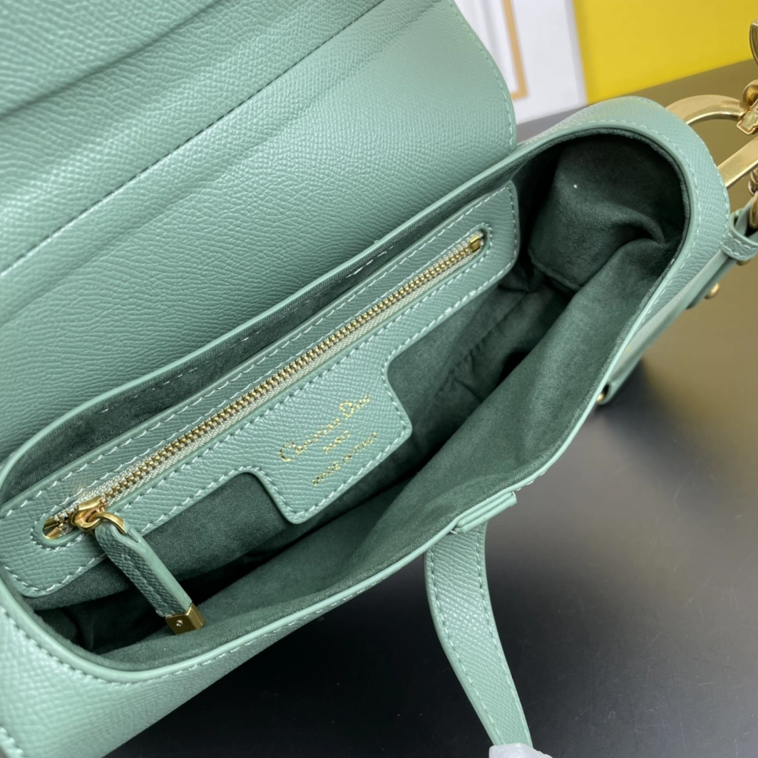Affordable 3313 Christian Dior AAA Quality Messenger Bags For Women