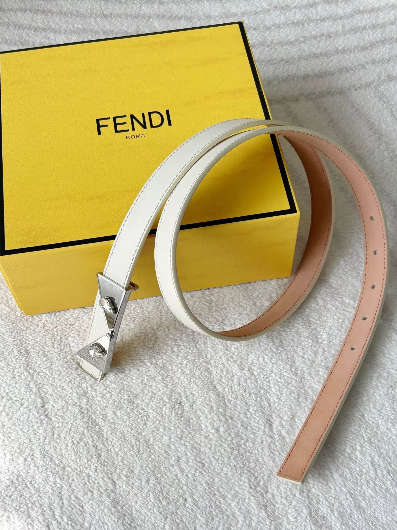 Affordable 3398 Fendi AAA Quality Belts In 2.0cm For Women