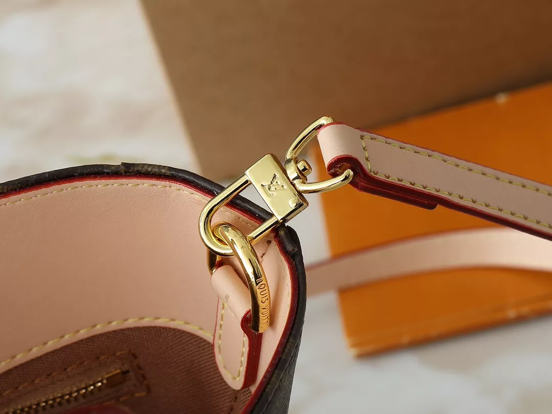 Affordable 3734 Louis Vuitton Messenger Bags For Women