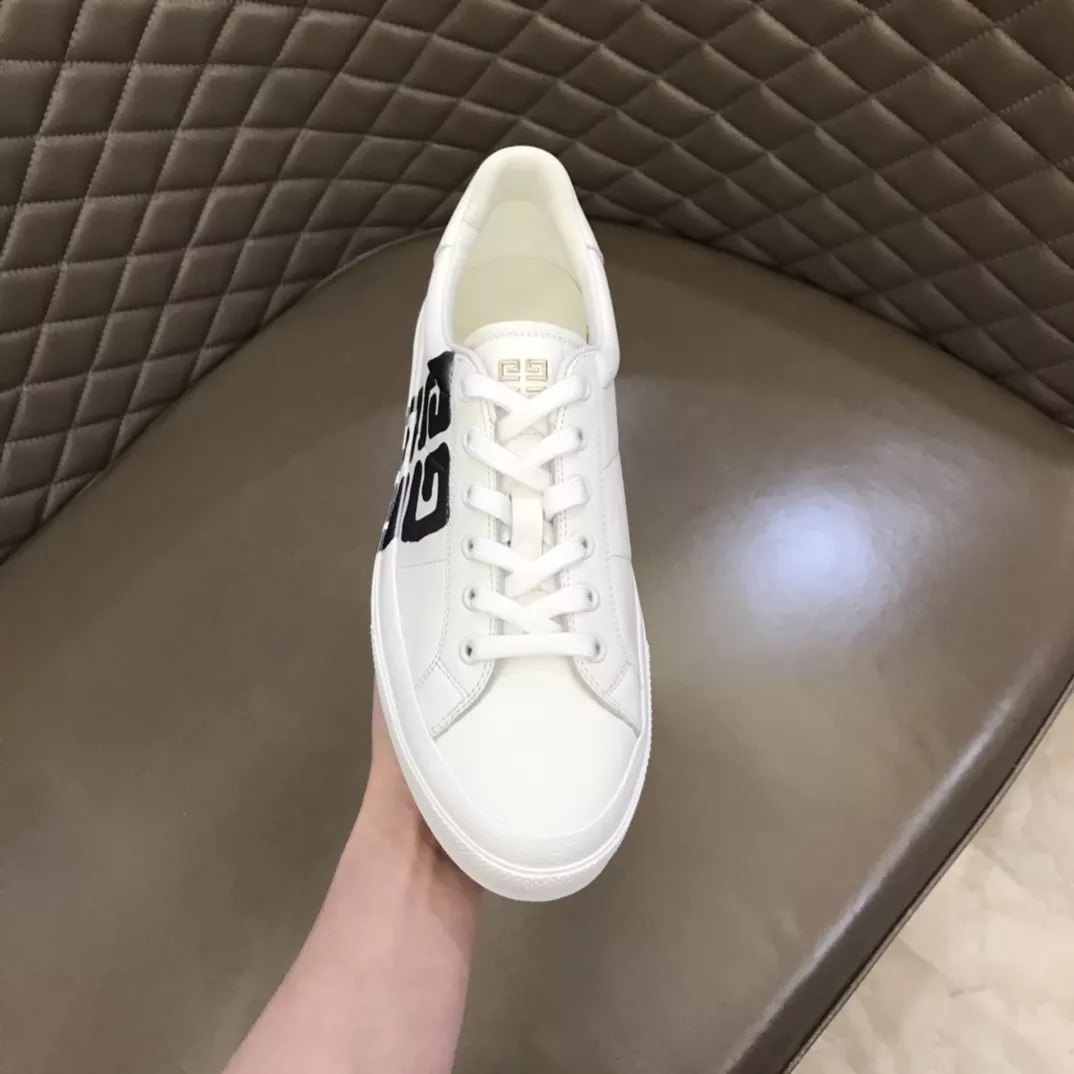 Affordable 3775 Givenchy Casual Shoes For Men