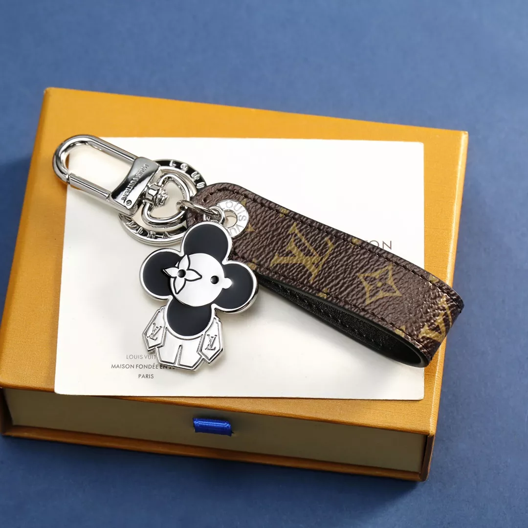 Affordable 3816 Louis Vuitton LV Key Holder And Bag Buckle