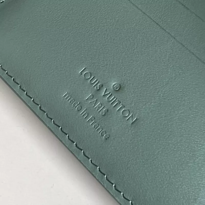 Affordable 3905 Louis Vuitton AAA Quality Wallets