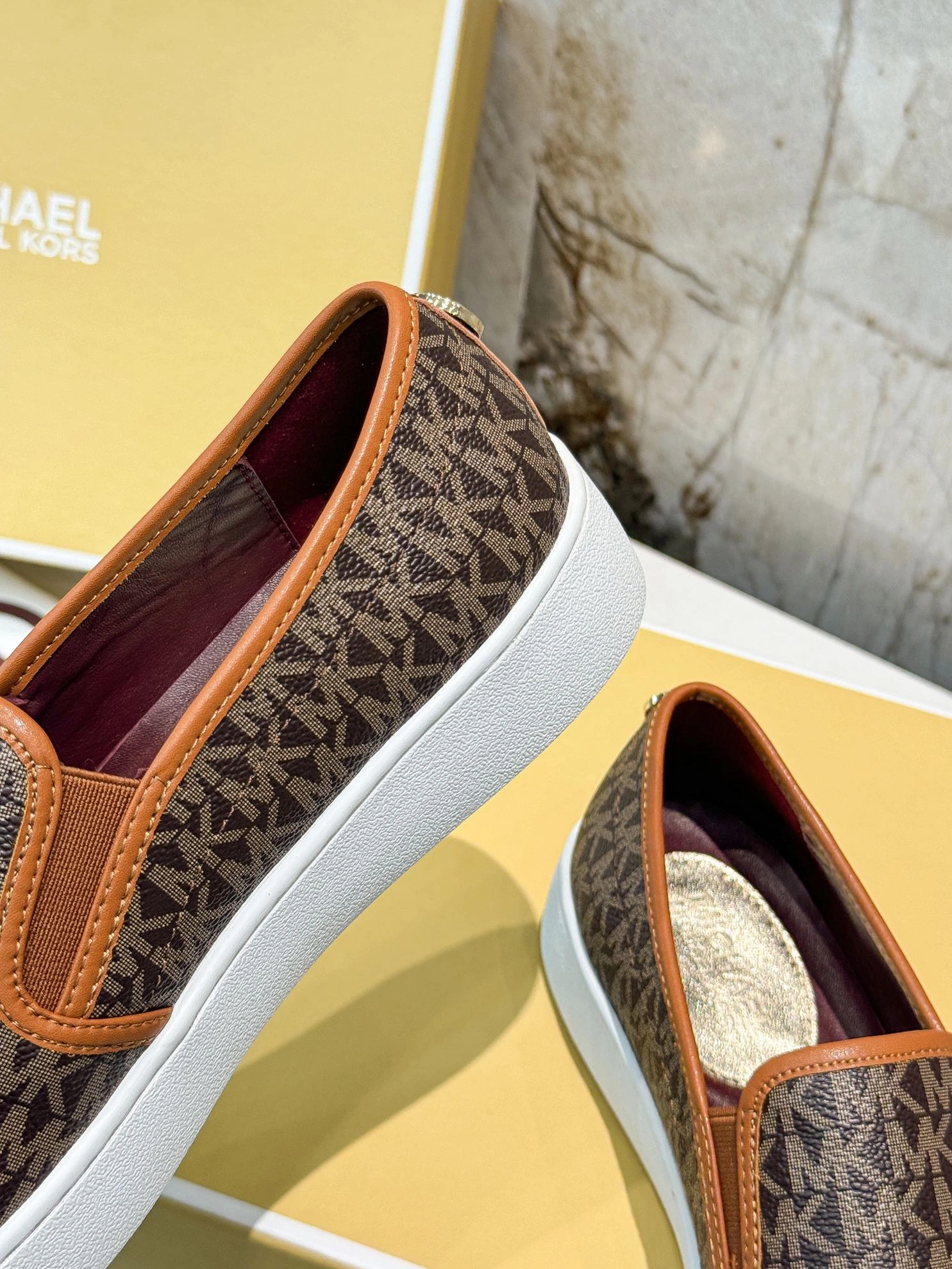 Affordable 3910 Michael Kors Casual Shoes For Women