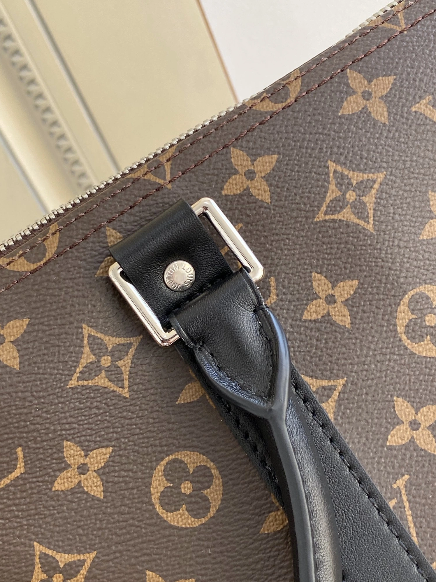 Affordable 3937 Louis Vuitton Travel Bags