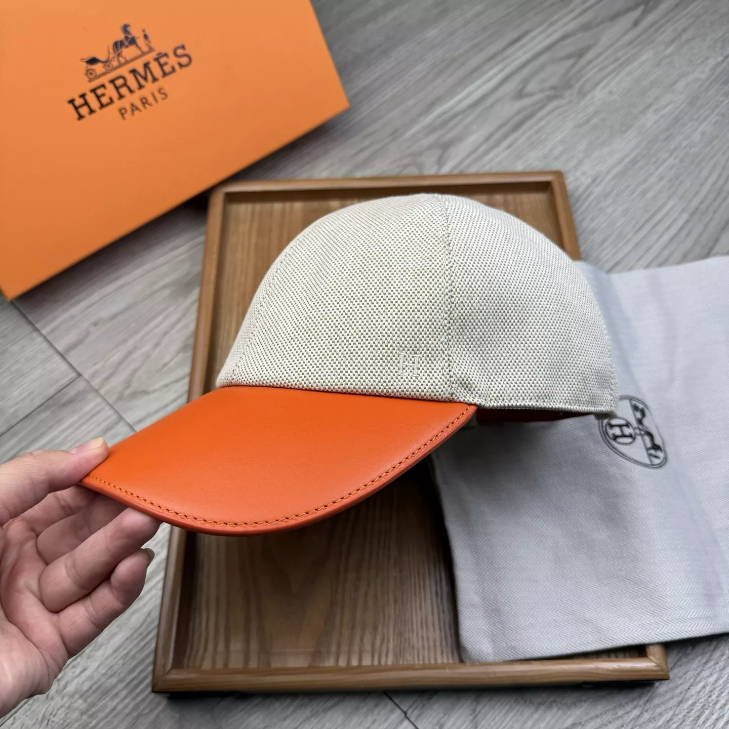 Affordable 3941 Hermes Caps