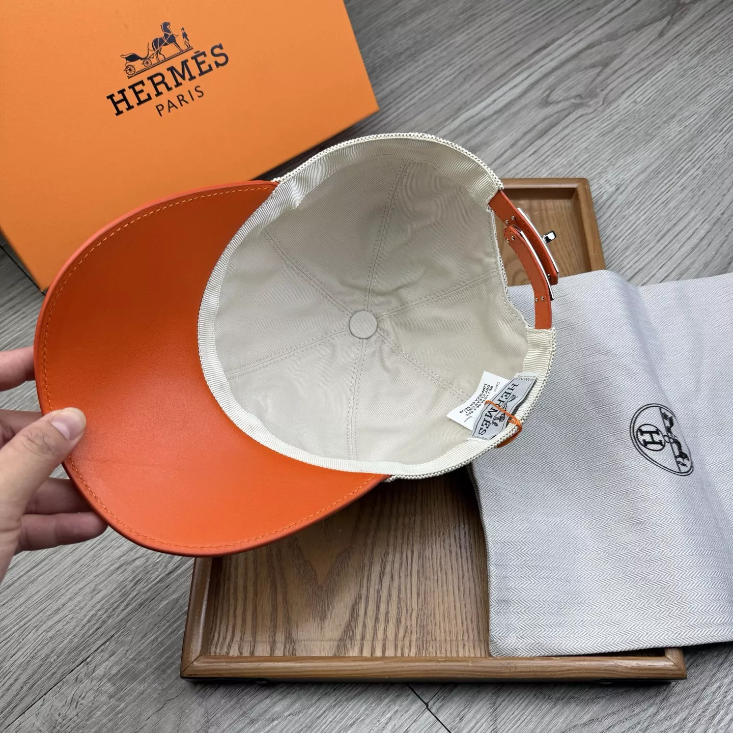 Affordable 3941 Hermes Caps