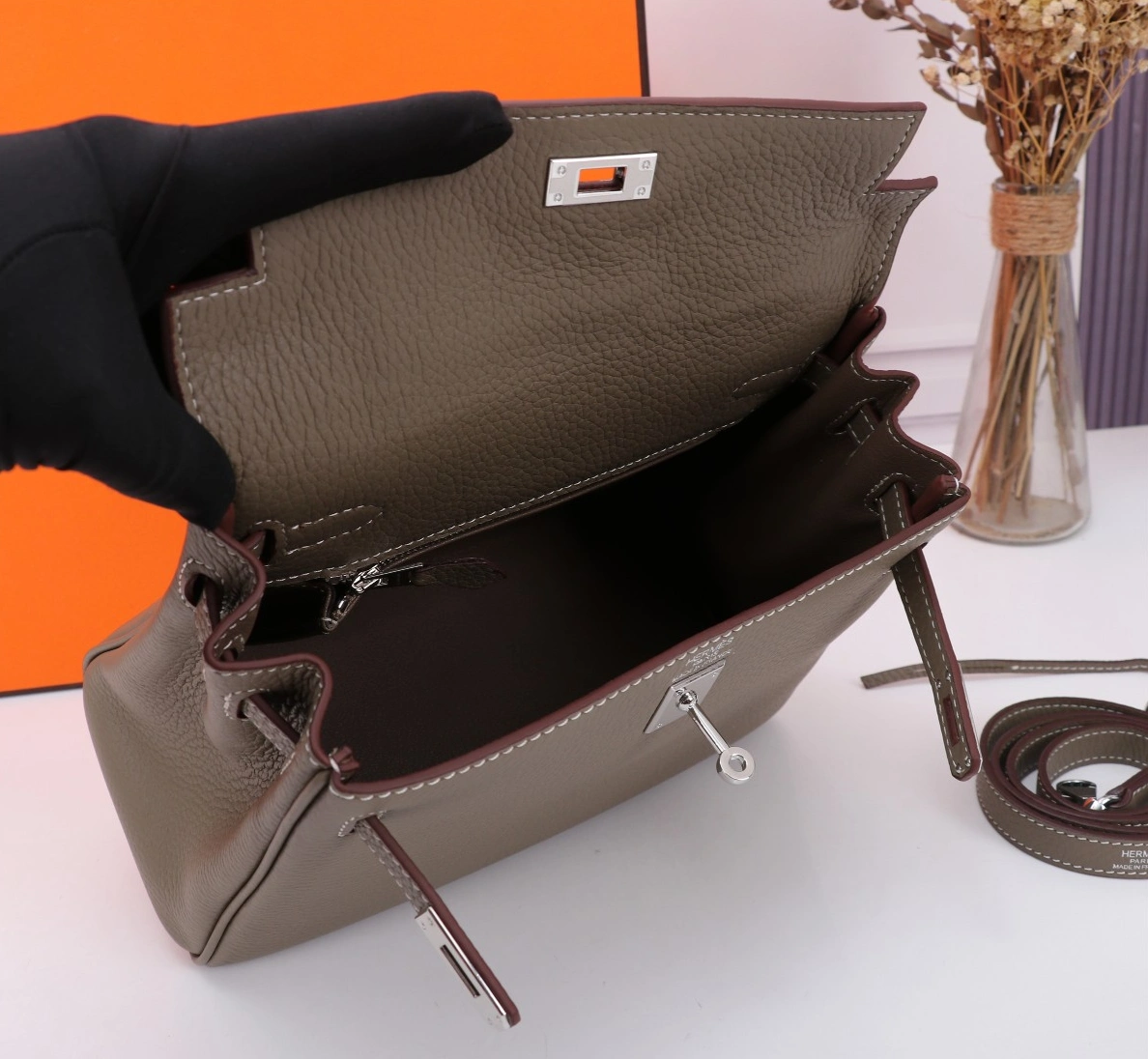 Affordable 3989 Hermes AAA Quality Handbags For Women