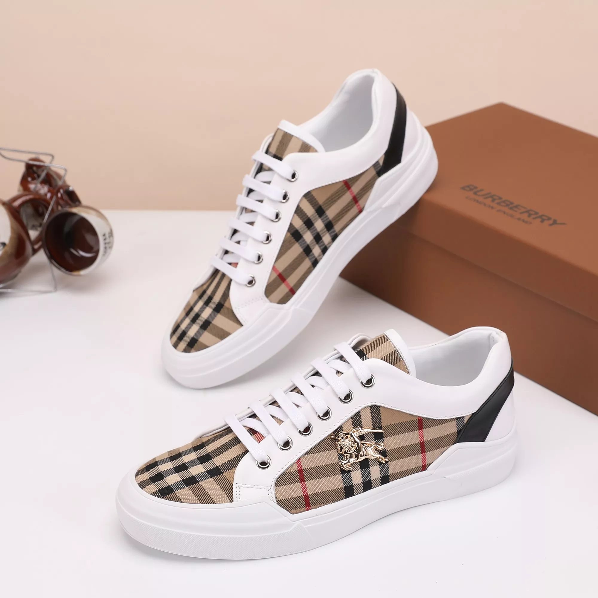Affordable 401 Burberry Casual Shoes For Men