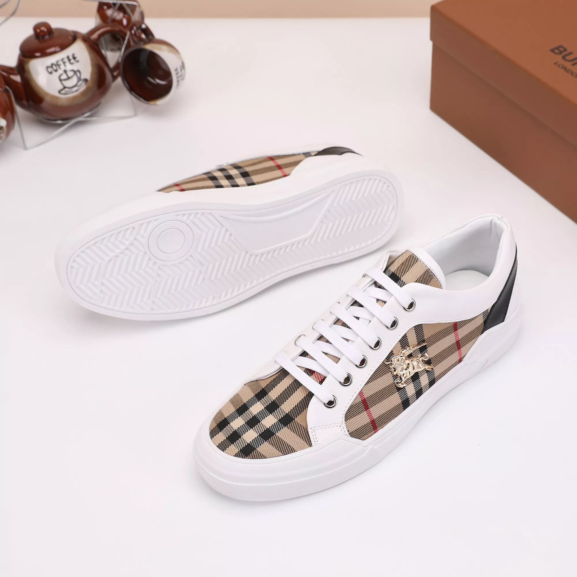 Affordable 401 Burberry Casual Shoes For Men