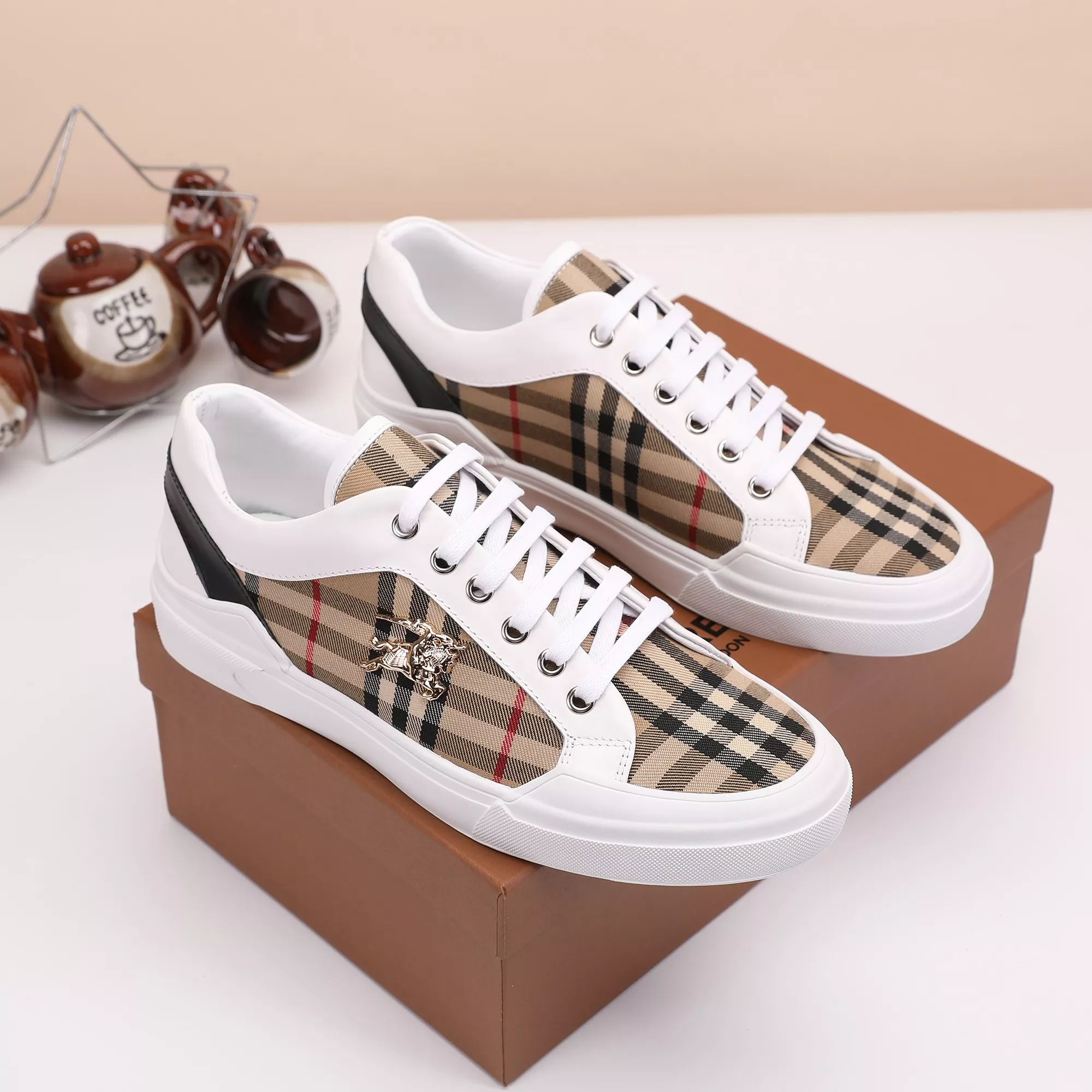 Affordable 401 Burberry Casual Shoes For Men