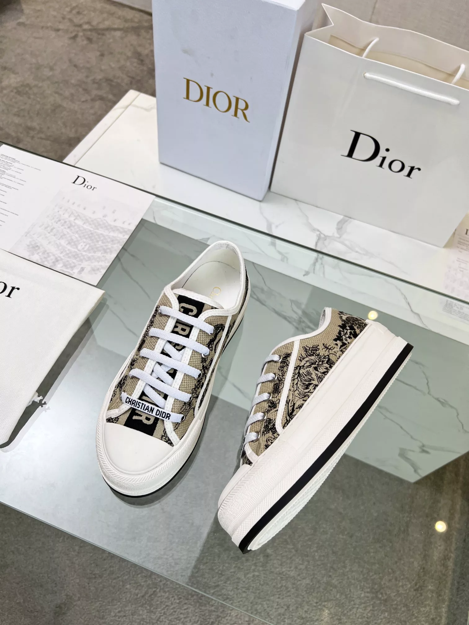Affordable 4312 Christian Dior Casual Shoes For Women