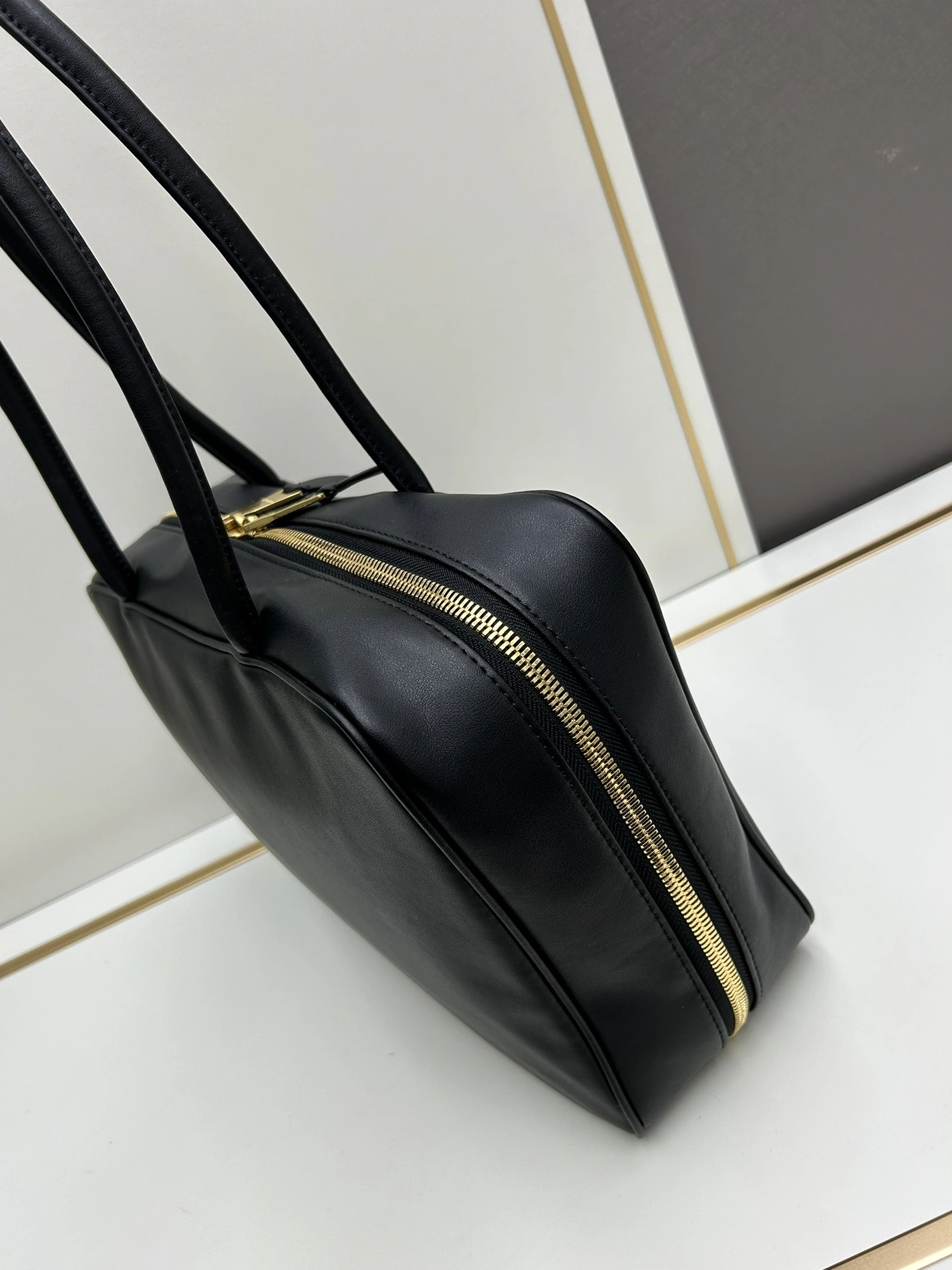 Affordable 4361 MIU MIU AAA Quality Handbags For Women