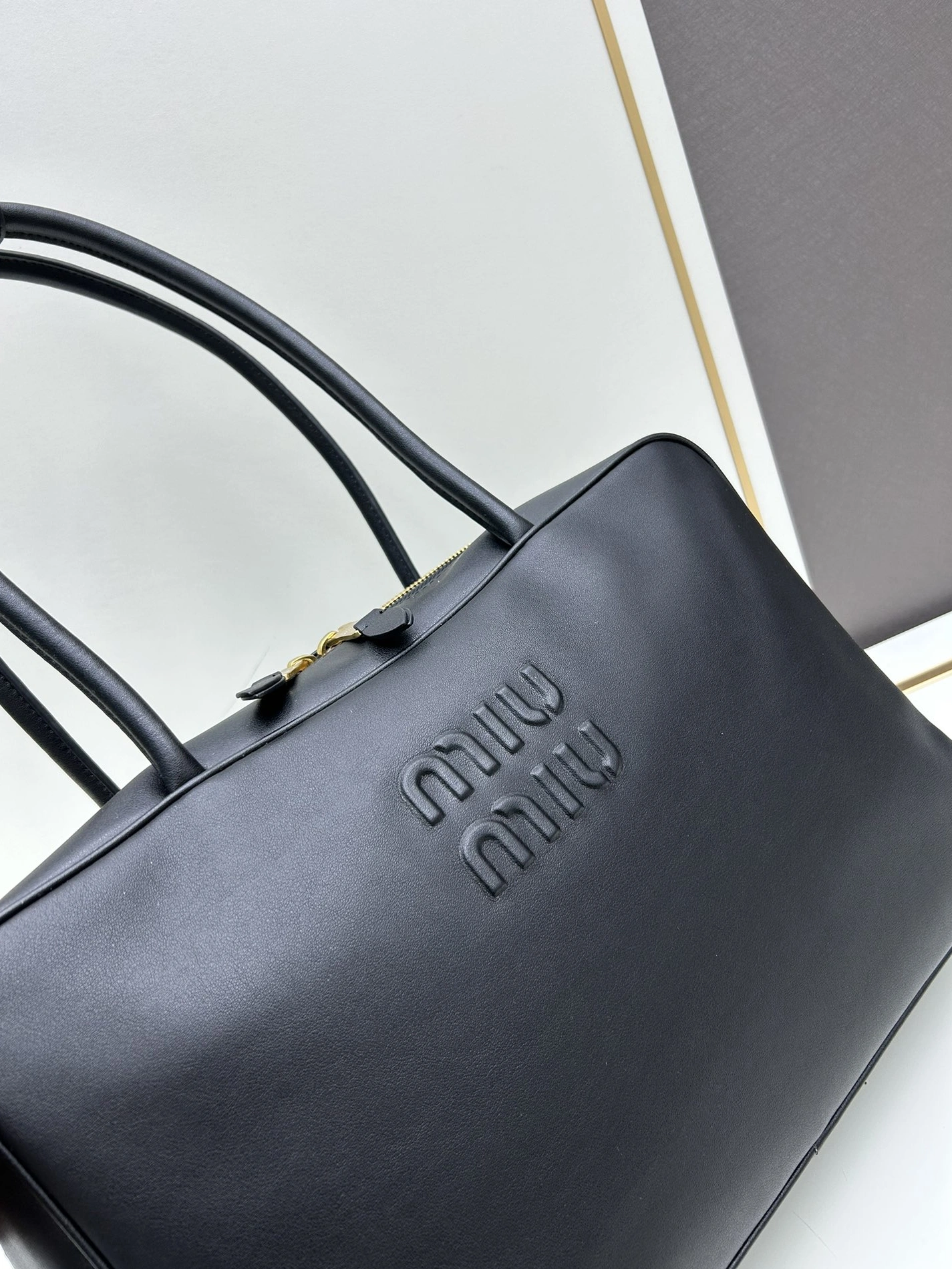 Affordable 4361 MIU MIU AAA Quality Handbags For Women