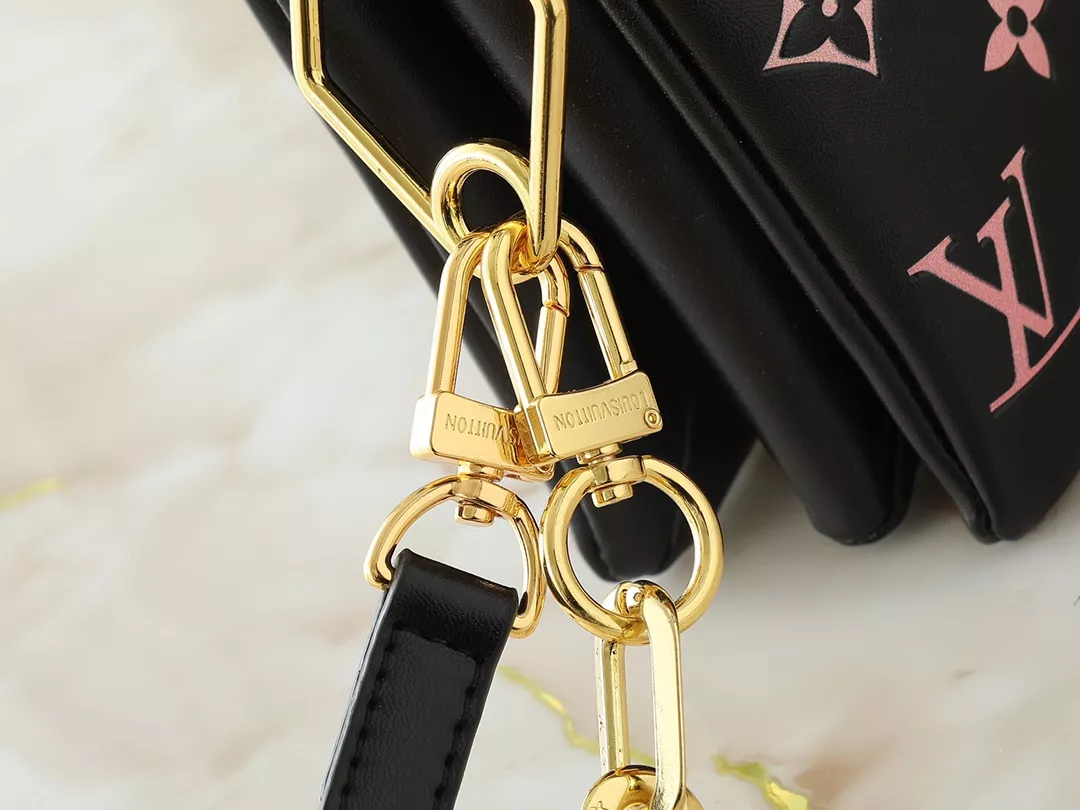 Affordable 4453 Louis Vuitton Messenger Bags For Women