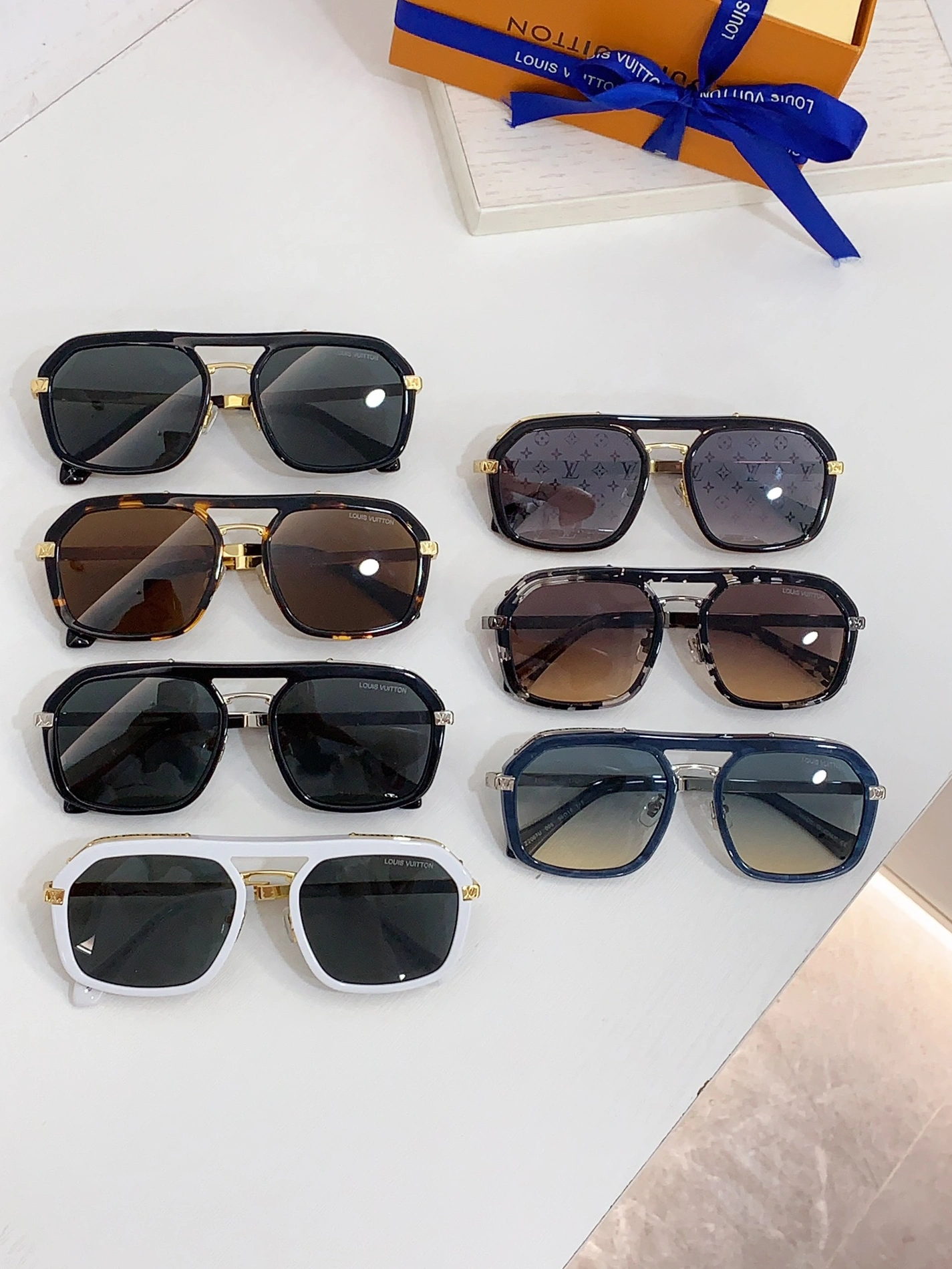 Affordable 4467 Louis Vuitton AAA Quality Sunglasses