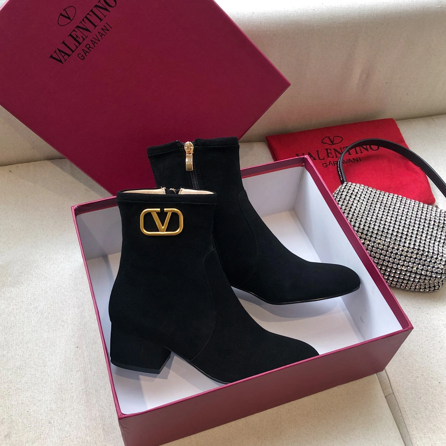 Affordable 4660 Valentino Boots For Women