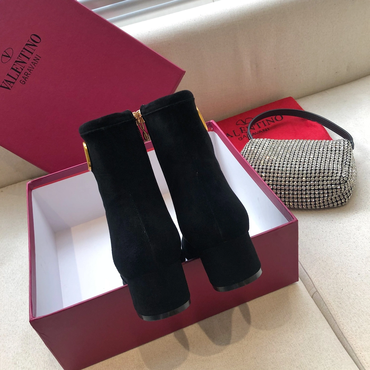 Affordable 4660 Valentino Boots For Women